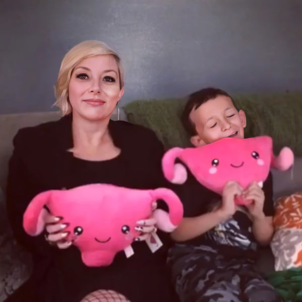 Kelly and Son Put The Cuterus In Uterus